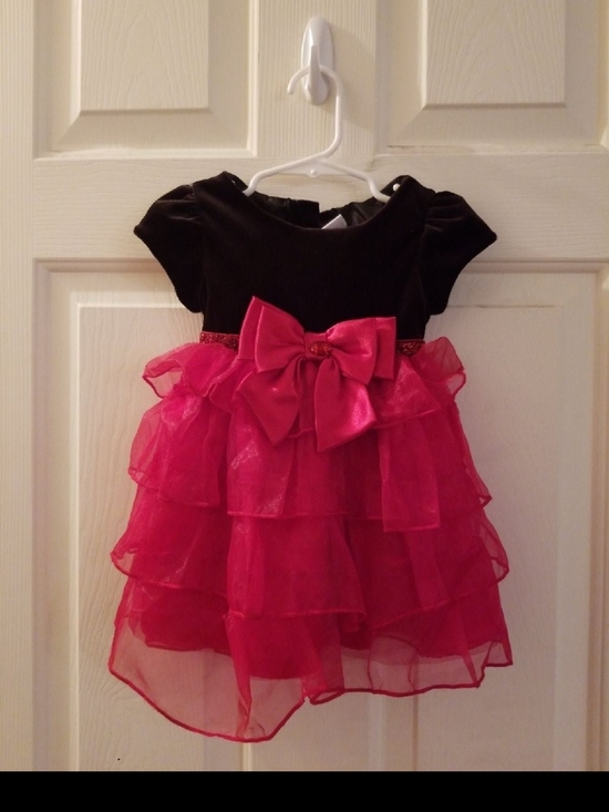 Youngland Other - Youngland Black and Hot Pink Layered Bow Party Dress